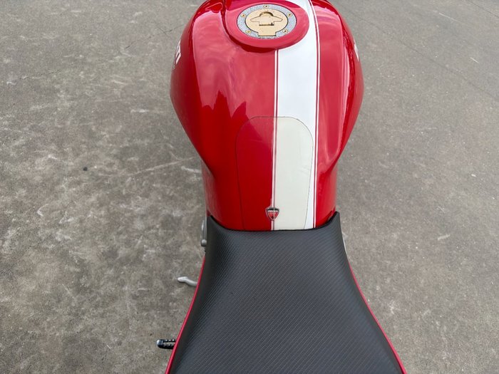 2006 DUCATI MONSTER S2R Red