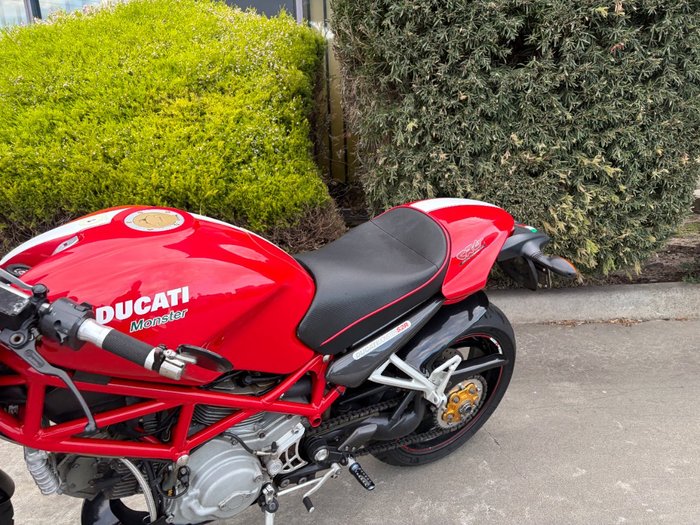 2006 DUCATI MONSTER S2R Red