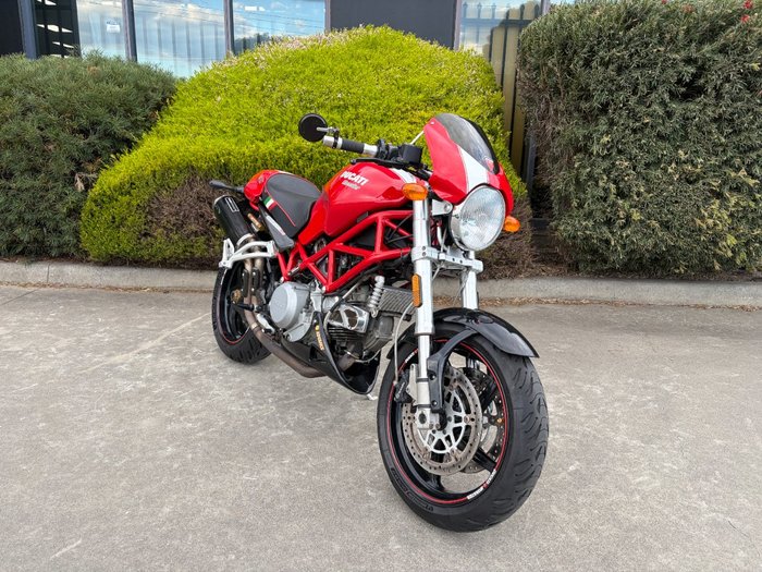2006 DUCATI MONSTER S2R Red