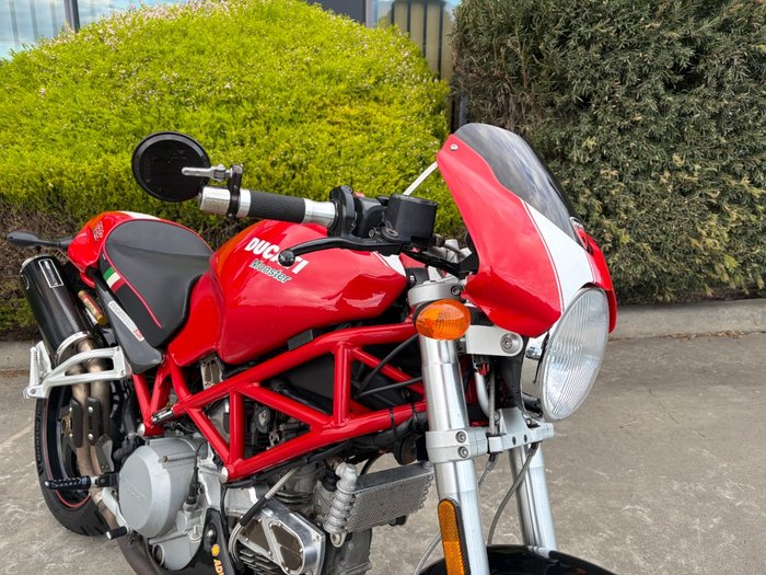 2006 DUCATI MONSTER S2R Red