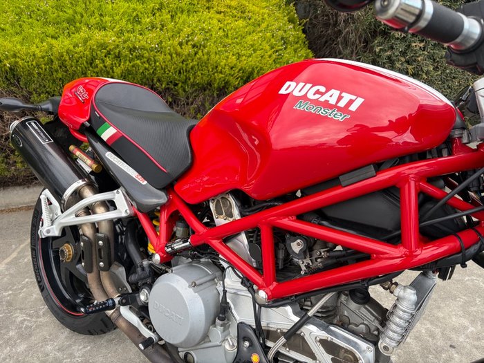 2006 DUCATI MONSTER S2R Red