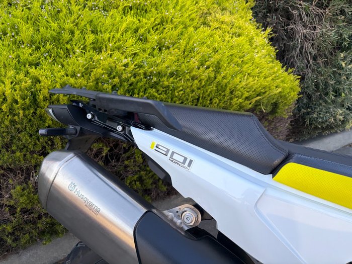 2022 Husqvarna NORDEN 901