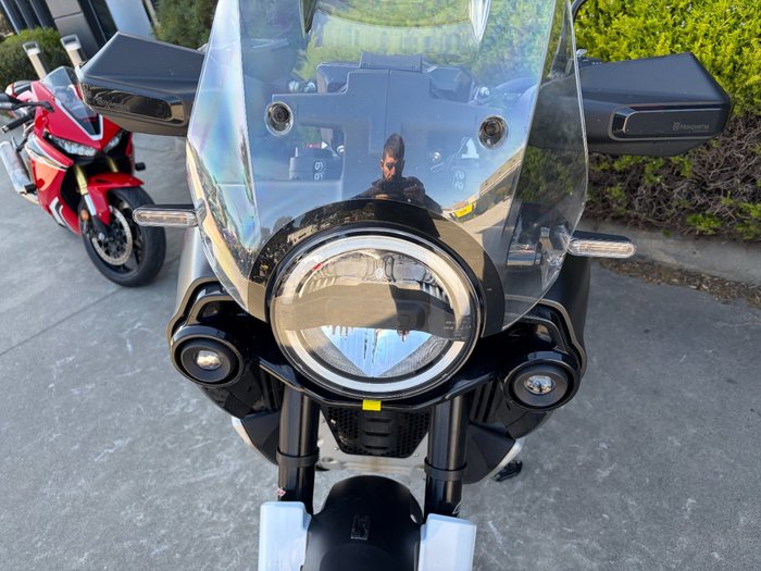 2022 Husqvarna NORDEN 901
