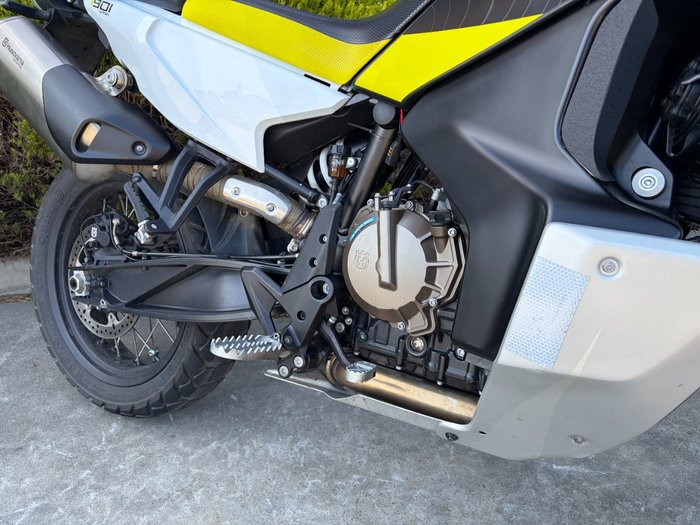 2022 Husqvarna NORDEN 901