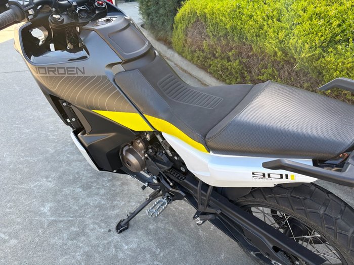 2022 Husqvarna NORDEN 901