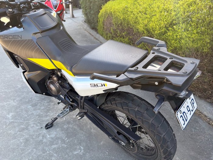 2022 Husqvarna NORDEN 901