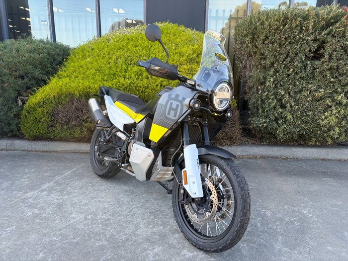 2022 Husqvarna NORDEN 901