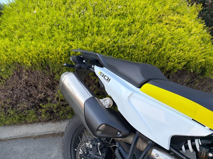 2022 Husqvarna NORDEN 901