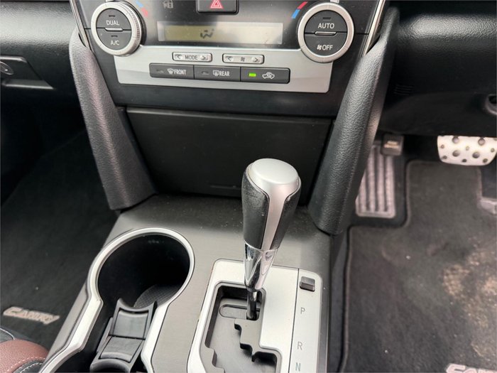 2015 TOYOTA CAMRY ATARA SX