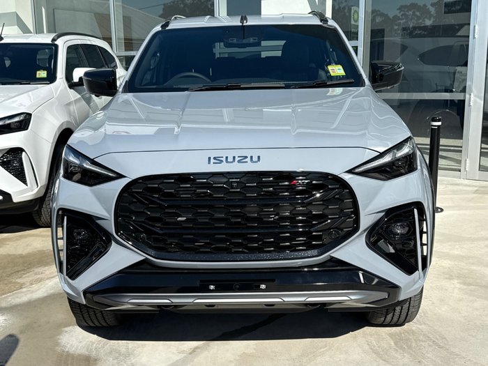 2026 Isuzu MU-X X-TERRAIN