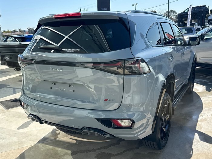 2026 Isuzu MU-X X-TERRAIN