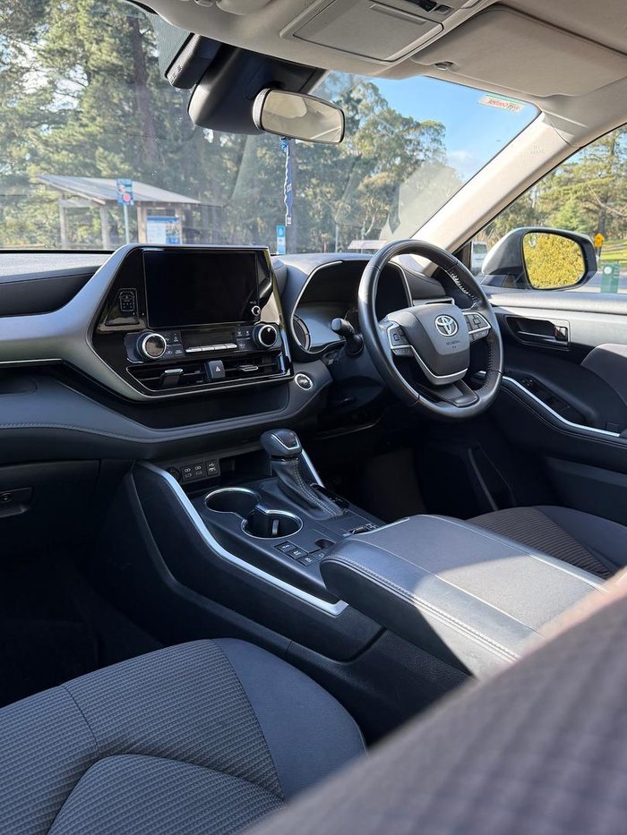 2023 Toyota Kluger GX