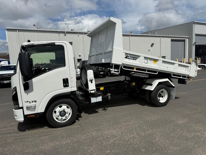 2026 Isuzu N Series NPR 45/65-175 DT D34 Tipper