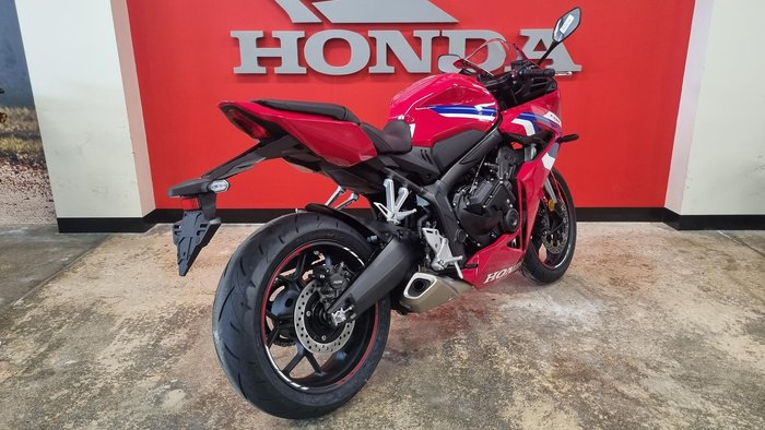 2026 Honda CBR650R E-Clutch CBR 650 Red