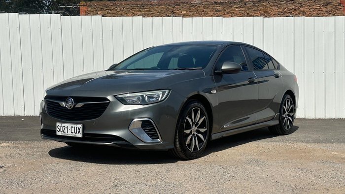 2018 Holden Commodore RS