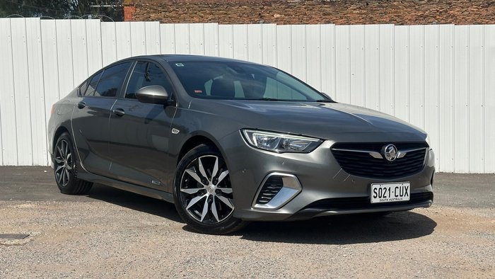 2018 Holden Commodore RS