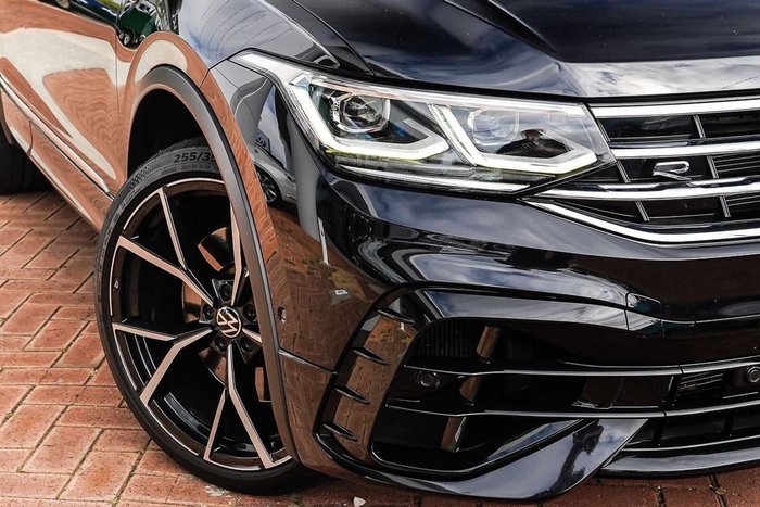 2023 Volkswagen Tiguan R