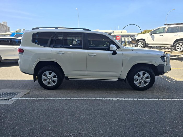 2022 Toyota Landcruiser GXL