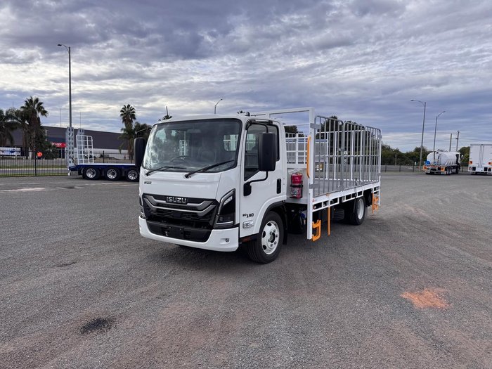 2025 Isuzu N Series NQR 88/80-190 AM D42 WHITE