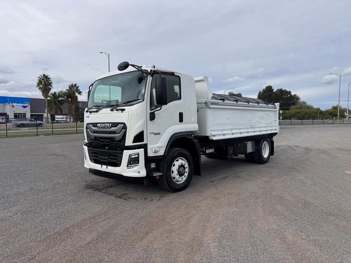 2025 Isuzu F Series FVD 170-300 AT R47 WHITE