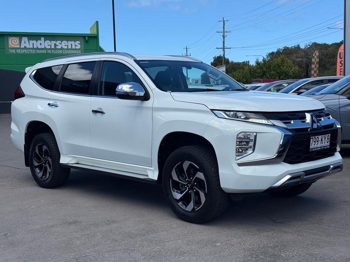 2024 Mitsubishi Pajero Sport GLS
