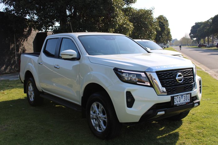 2024 Nissan Navara ST