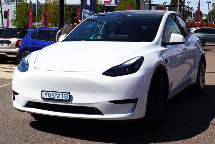 2023 Tesla Model Y Rear-Wheel Drive