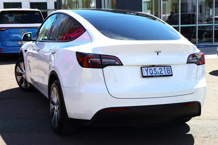 2023 Tesla Model Y Rear-Wheel Drive