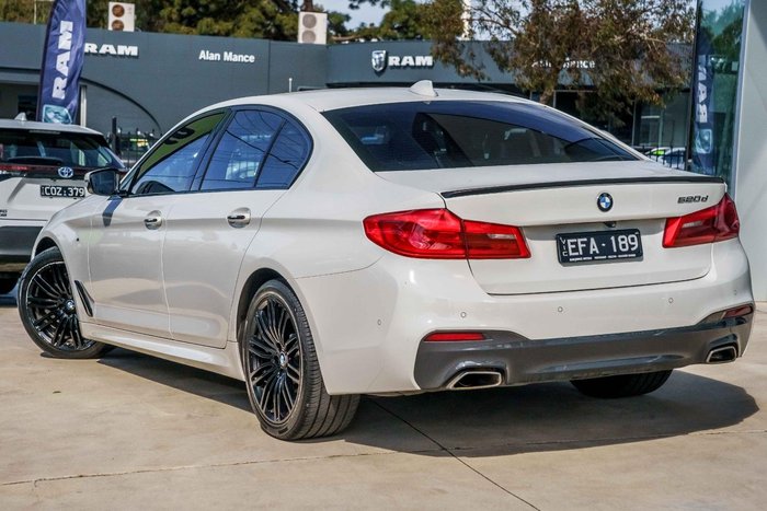 2017 BMW 5 Series 520d Luxury Line