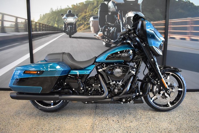 2026 Harley-Davidson Street Glide 117 (FLHX)