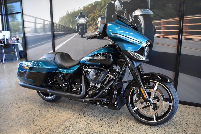 2026 Harley-Davidson Street Glide 117 (FLHX)