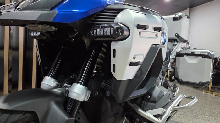 2025 BMW Motorrad R 1300 GS ADVENTURE TROPHY BLUE