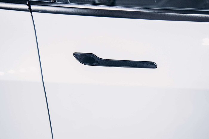 2022 Tesla Model 3 REAR-WHEEL DRIVE