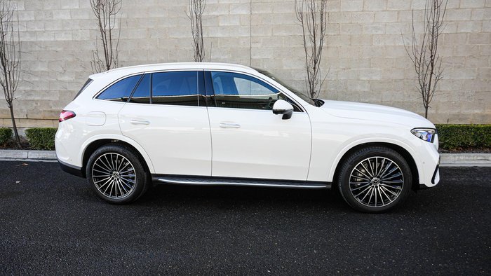 2025 Mercedes-Benz GLC-Class