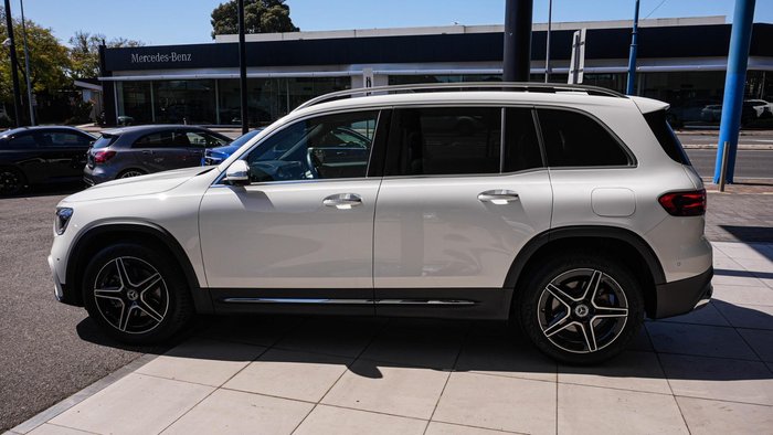 2025 Mercedes-Benz GLB-Class