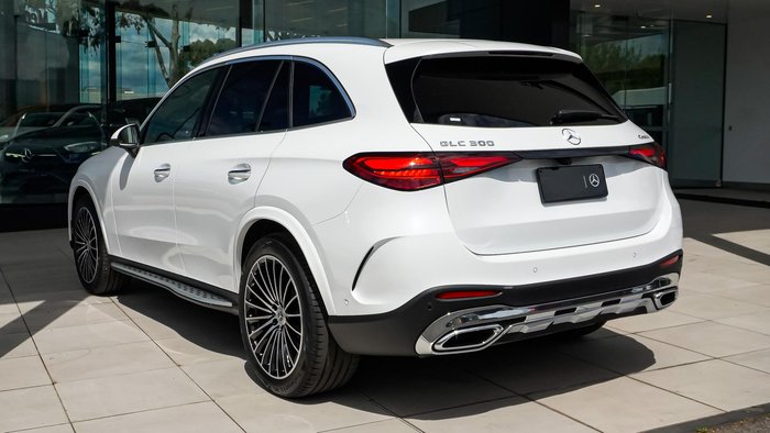 2025 Mercedes-Benz GLC-Class