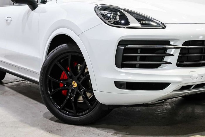 2022 Porsche Cayenne Platinum Edition