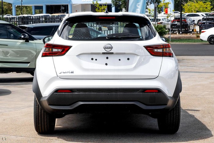 2025 Nissan JUKE ST+