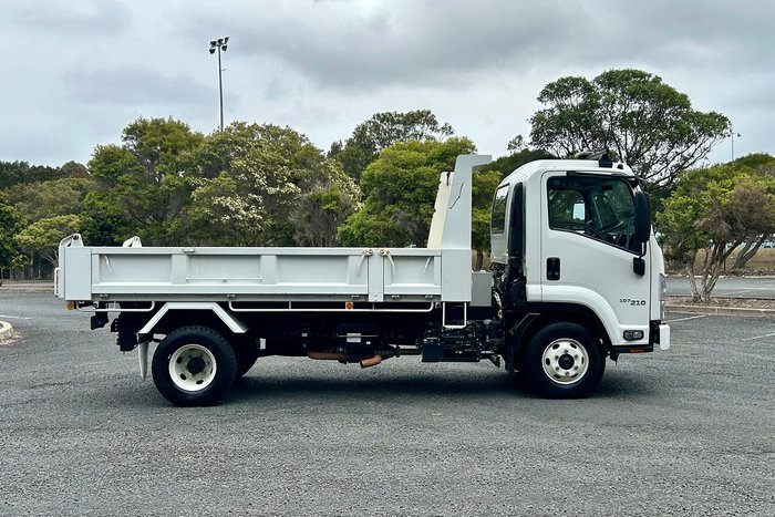 2021 Isuzu F Series FRR107-210 Tipper