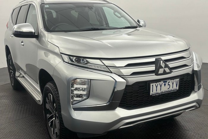 2023 Mitsubishi Pajero Sport GLS
