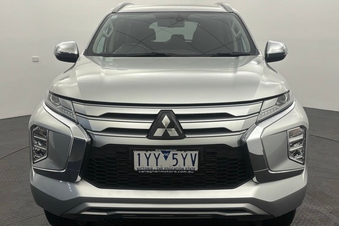 2023 Mitsubishi Pajero Sport GLS