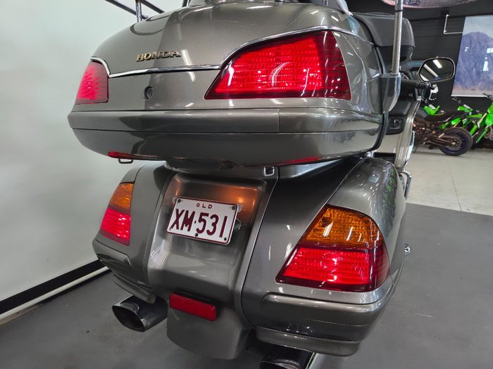 2003 Honda GL1800 (GL1800A) GOLDWING BEIGE