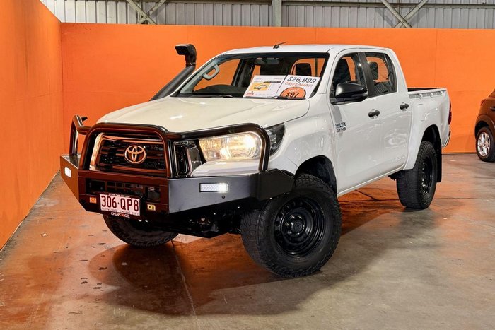 2019 Toyota Hilux SR