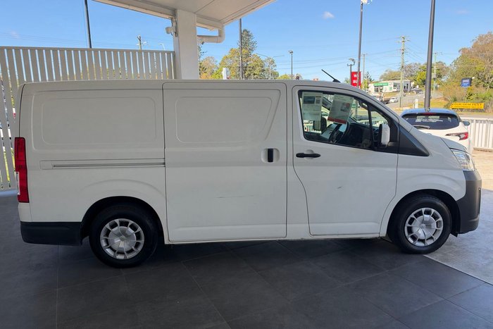 2020 Toyota Hiace