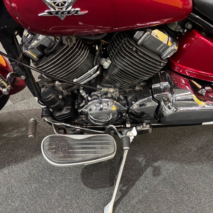 2006 Yamaha XVS650 V-STAR CUSTOM Red