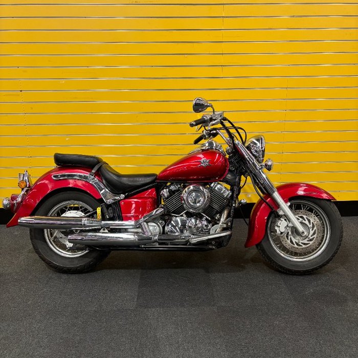 2006 Yamaha XVS650 V-STAR CUSTOM Red