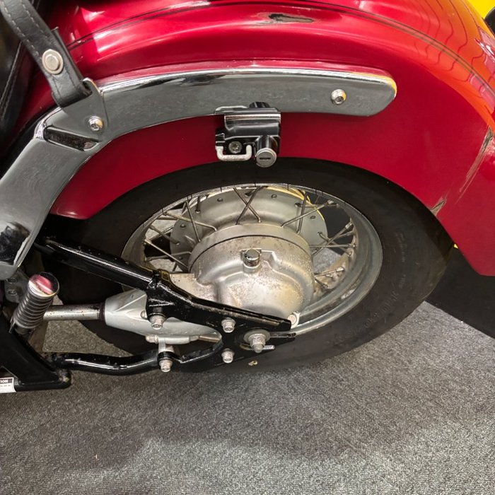 2006 Yamaha XVS650 V-STAR CUSTOM Red
