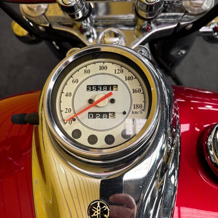 2006 Yamaha XVS650 V-STAR CUSTOM Red