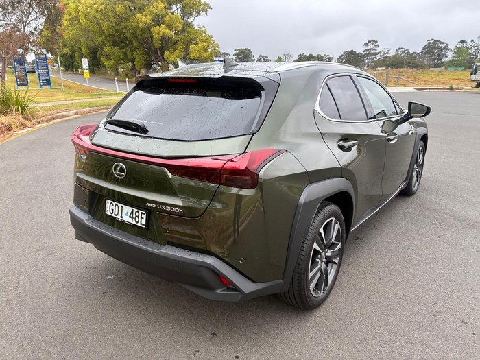 2026 Lexus UX 300h Sport Luxury