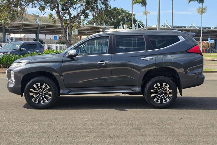 2024 Mitsubishi Pajero Sport GLS